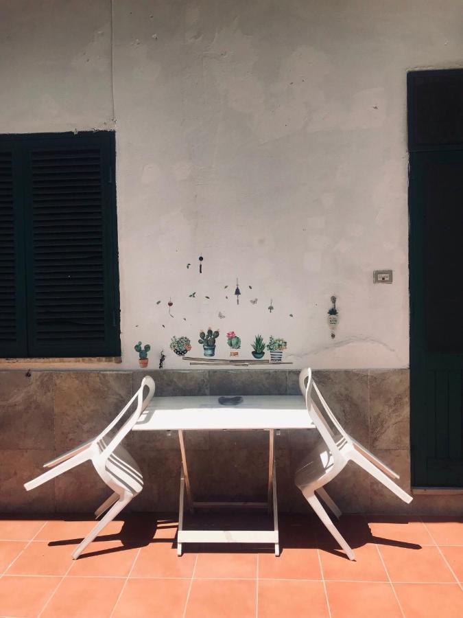 Nido D'Amore Cuore Villa Terracina Bagian luar foto