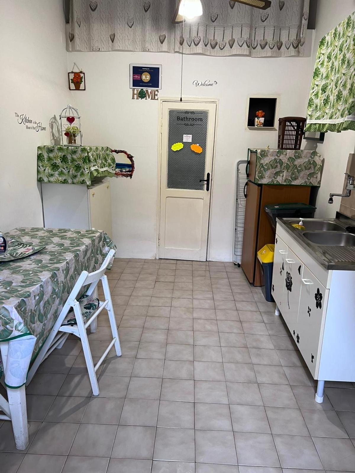 Nido D'Amore Cuore Villa Terracina Bagian luar foto