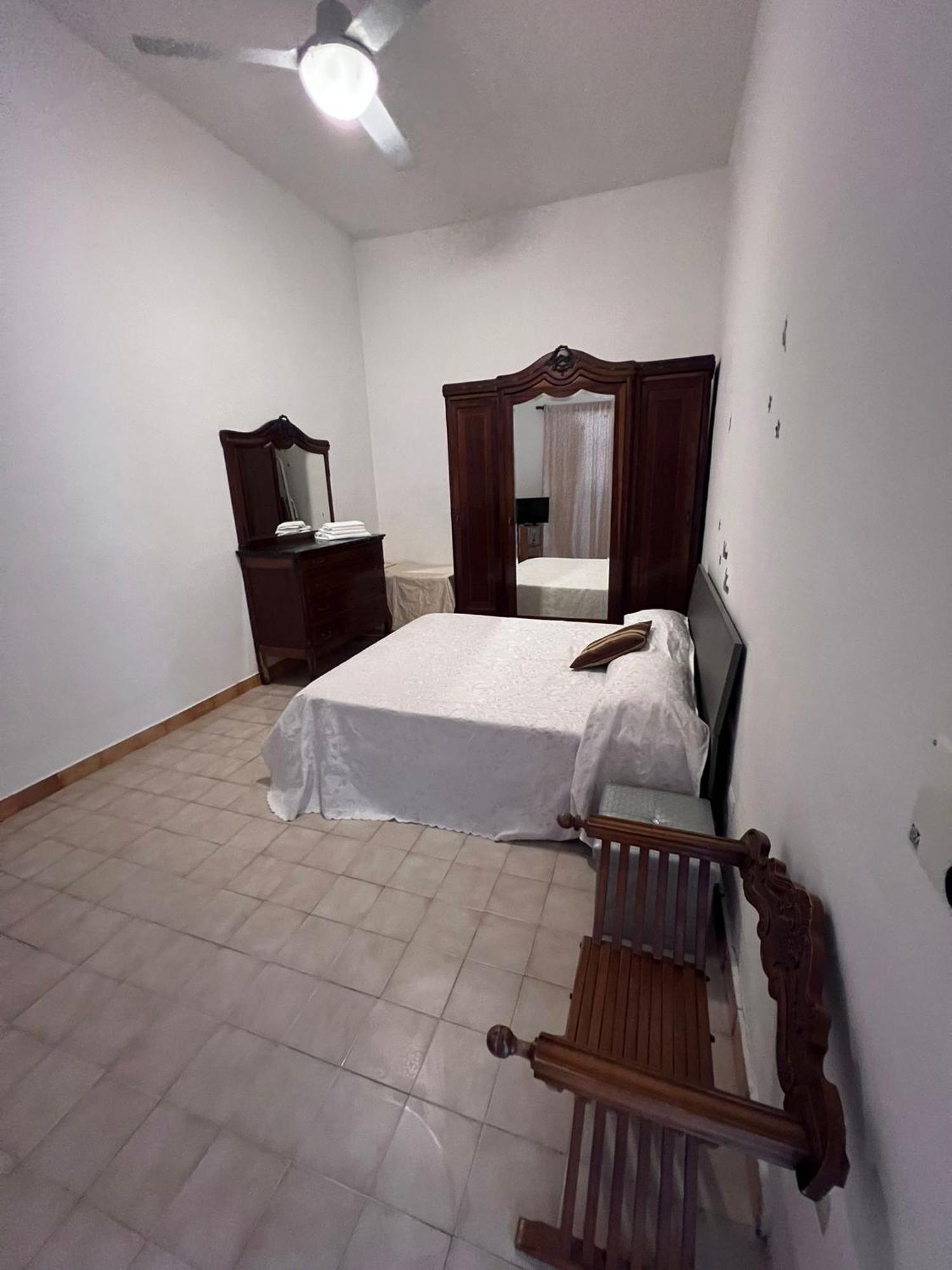 Nido D'Amore Cuore Villa Terracina Bagian luar foto