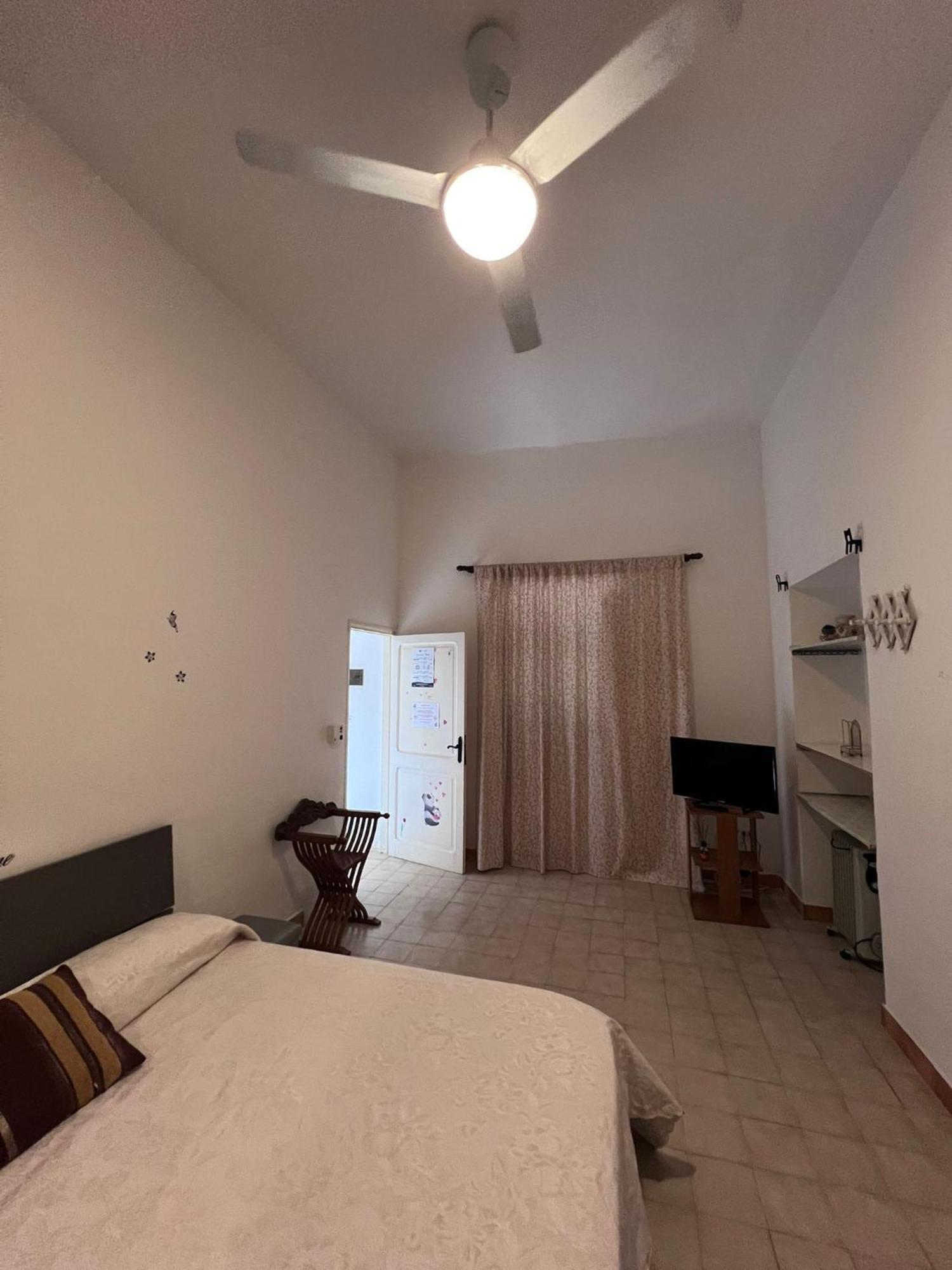 Nido D'Amore Cuore Villa Terracina Bagian luar foto